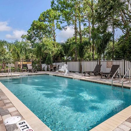 Comfort Suites Daytona Beach-Speedway Εξωτερικό φωτογραφία