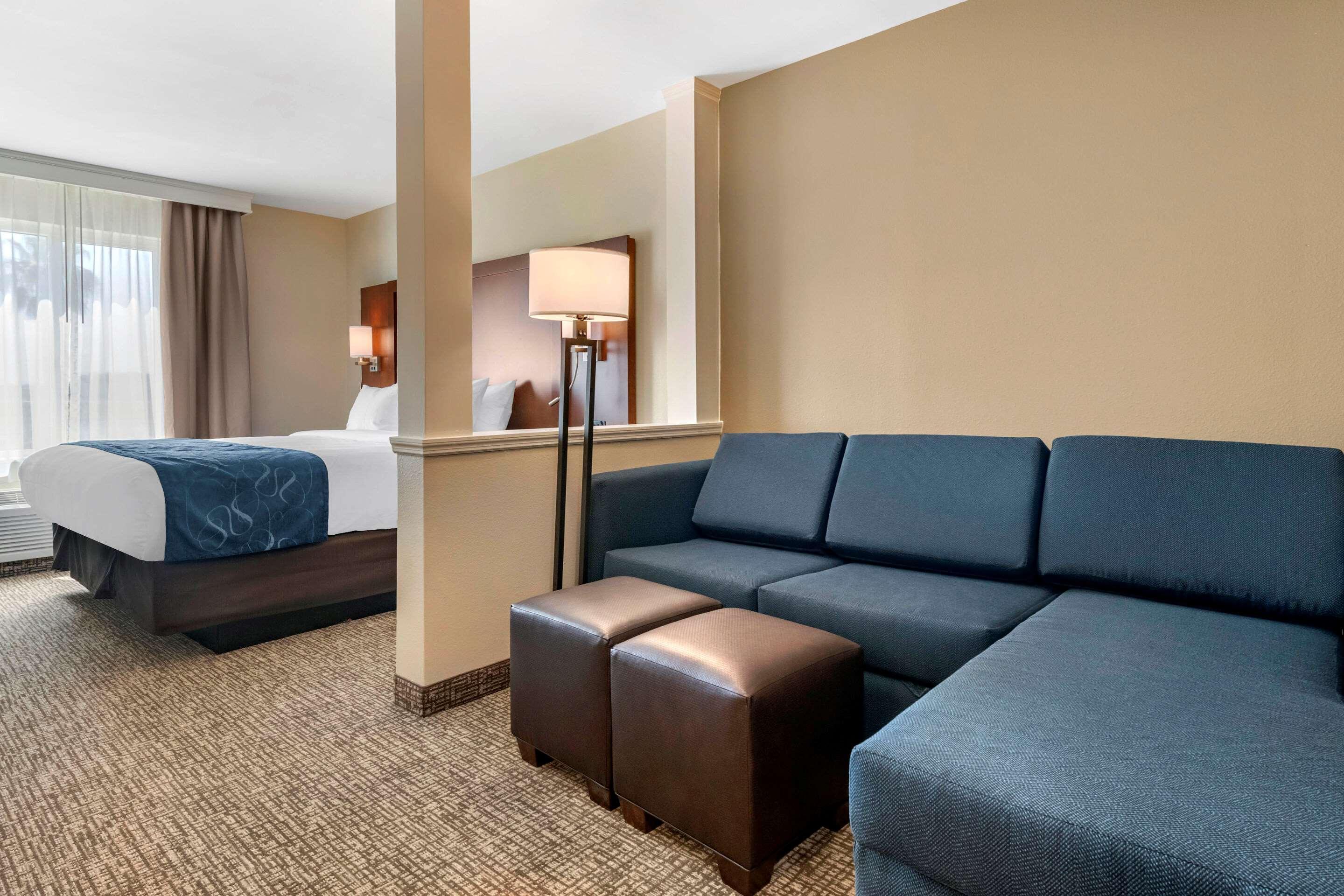 Comfort Suites Daytona Beach-Speedway Εξωτερικό φωτογραφία